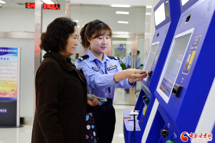 取消45项证明 推出50条优化服务措施——凯发k8公安“放管服”改革成效明显